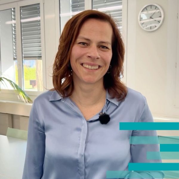 Evelin Woodtli, die Geschäftsführerin von SO-Energie, war ebenfalls Teil der Jury, die die "myidea"-Abschlussprojekte unserer Studierenden beurteilte. Was hat sie aus diesem Nachmittag voller Ideen mitgenommen?
Interessiert an der Höheren Fachschule Pflege in Olten? Hier informieren: https://hf-pflege.ch
#BBZ #GSBS #HFPO #Fachschule #Pflege #Olten #Bildung #Weiterbildung